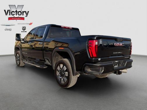 2024 GMC Sierra 2500 Denali