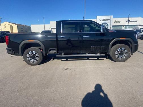 2024 GMC Sierra 2500 Denali