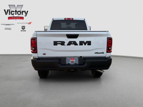 2026 RAM 3500 Tradesman Crew Cab 4x4 8' Box
