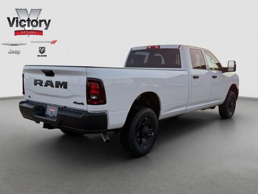 2026 RAM 3500 Tradesman Crew Cab 4x4 8' Box