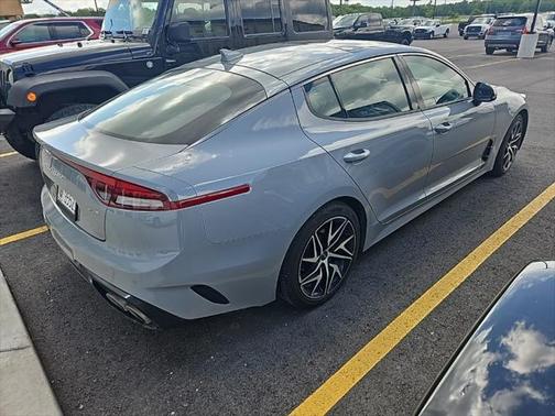2023 Kia Stinger GT-Line