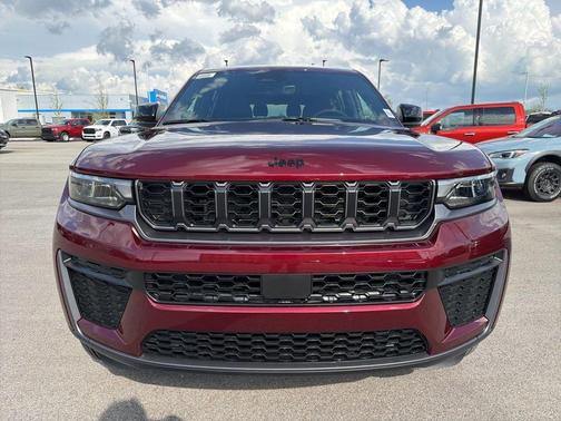 Velvet Red Pearlcoat 2026 Jeep Grand Cherokee L Altitude