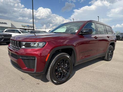 Velvet Red Pearlcoat 2026 Jeep Grand Cherokee L Altitude