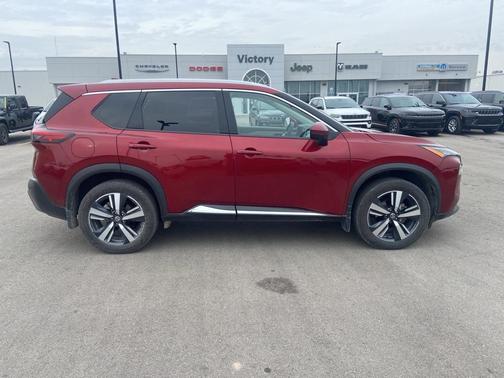 2021 Nissan Rogue SL