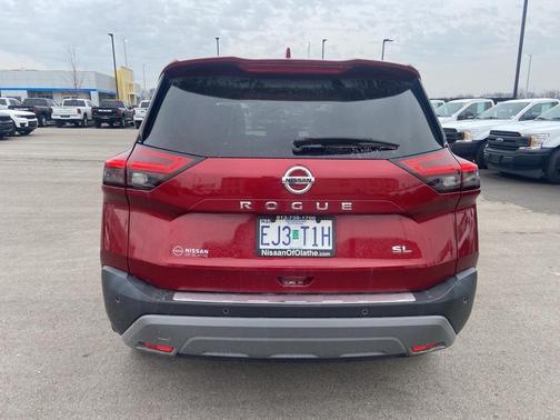 2021 Nissan Rogue SL