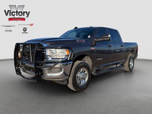 2022 RAM 2500 Tradesman Crew Cab 4x4 6'4' Box