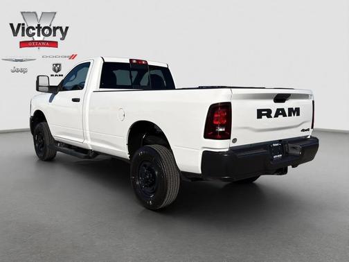 Bright White Clearcoat 2026 RAM 2500 Tradesman Regular Cab 4x4 8' Box