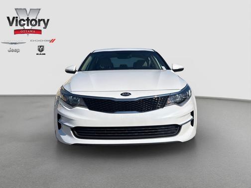 Snow White Pearl 2016 Kia Optima LX