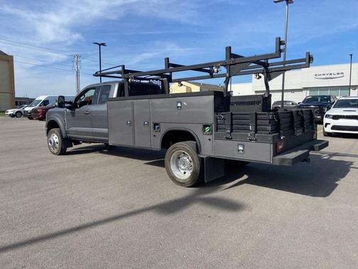 2023 Ford F-450 Lariat