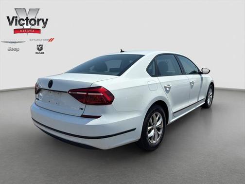 2017 Volkswagen Passat 1.8T S