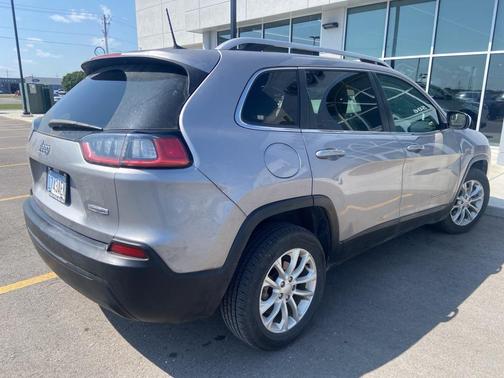 2019 Jeep Cherokee Latitude