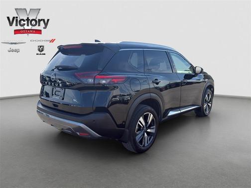 2023 Nissan Rogue SL