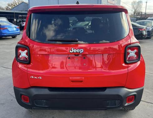 2023 Jeep Renegade Latitude
