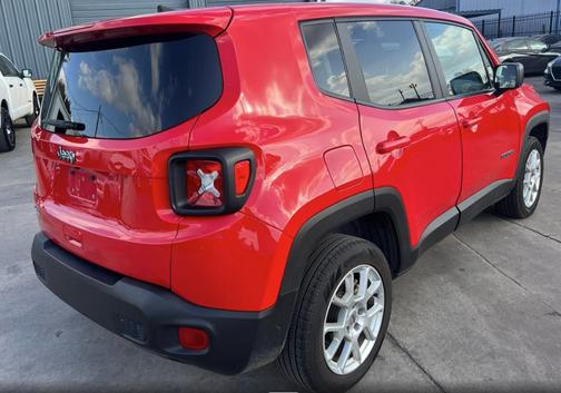 2023 Jeep Renegade Latitude