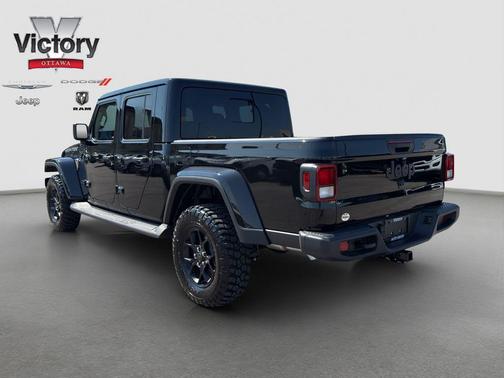 2025 Jeep Gladiator High Tide