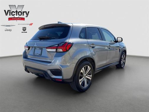 2024 Mitsubishi Outlander Sport SE