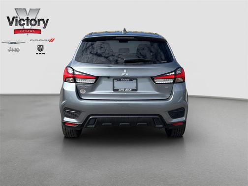 2024 Mitsubishi Outlander Sport SE