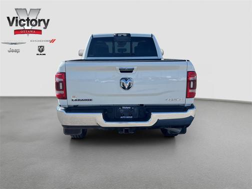 2022 RAM 2500 Laramie Crew Cab 4x4 6'4' Box