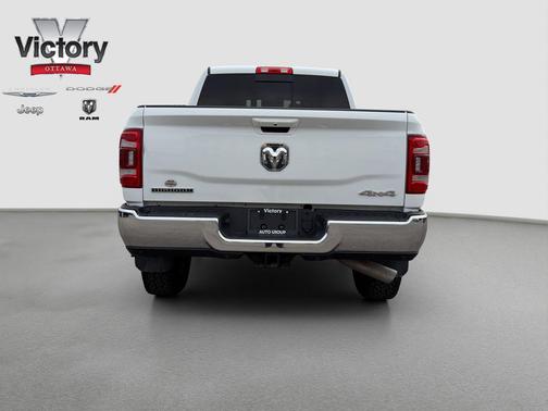 2022 RAM 3500 Big Horn Mega Cab 4x4 6'4' Box