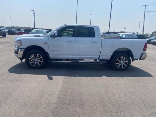 2020 RAM 2500 Big Horn Crew Cab 4X4 6'4' Box