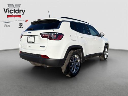 2024 Jeep Compass Latitude Lux