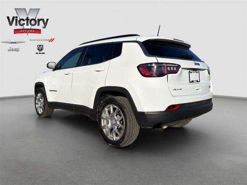 2024 Jeep Compass Latitude Lux