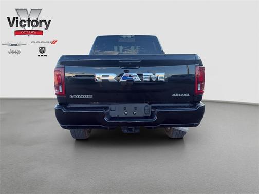 2025 RAM 2500 Laramie Crew Cab 4x4 6'4' Box