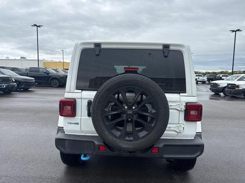 2022 Jeep Wrangler Unlimited 4xe Sahara