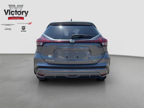 2023 Nissan Kicks SV