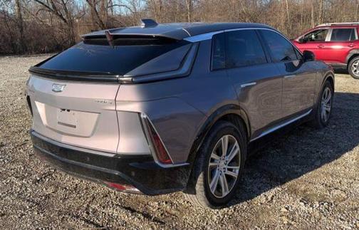 2024 Cadillac LYRIQ Tech