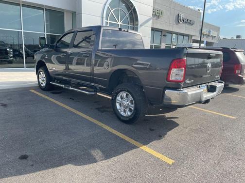 Granite Crystal Metallic Clearcoat 2021 RAM 3500 Big Horn Crew Cab 4x4 6'4' Box