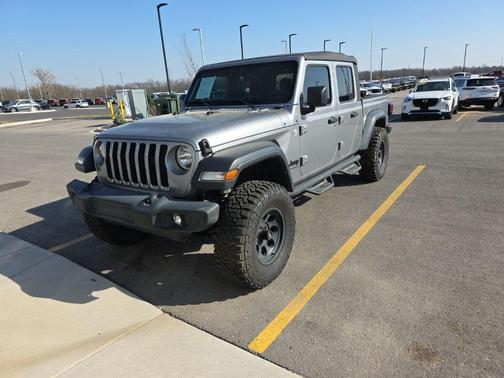 Billet Silver Metallic Clearcoat 2020 Jeep Gladiator Sport S
