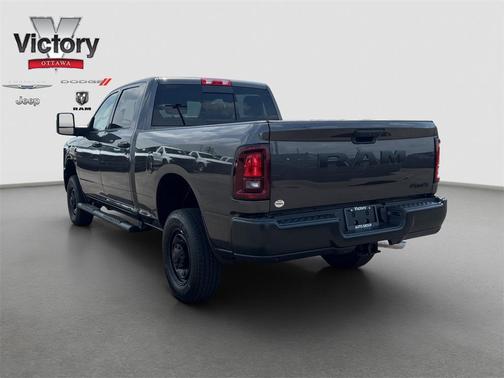 2025 RAM 2500 Tradesman Crew Cab 4x4 6'4' Box