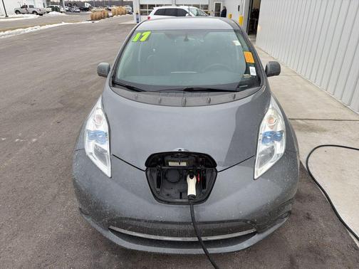 2017 Nissan Leaf SL