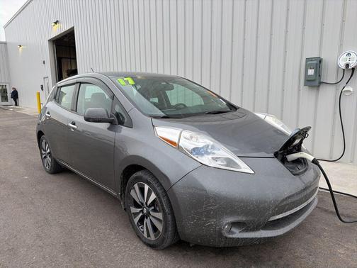 2017 Nissan Leaf SL