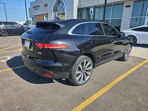 2019 Jaguar F-PACE 25t Prestige
