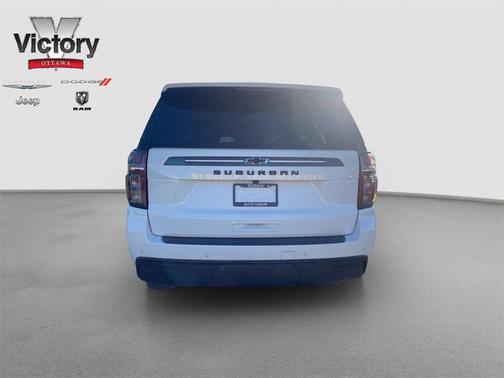 2023 Chevrolet Suburban LS