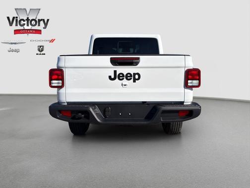 2026 Jeep Gladiator Sport S