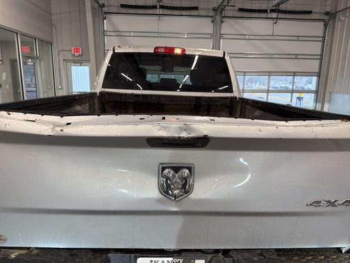 2018 RAM 2500 Tradesman Crew Cab 4x4 6'4' Box