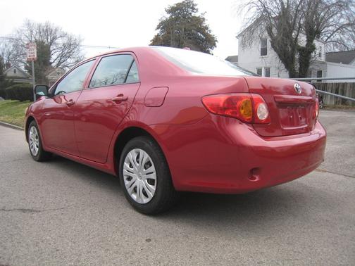 2010 Toyota Corolla LE