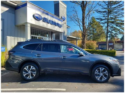 2021 Subaru Outback Touring