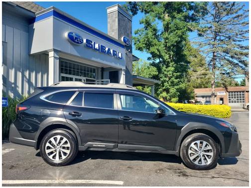 2023 Subaru Outback Premium