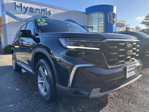 2023 Honda Pilot AWD EX-L 8 Passenger