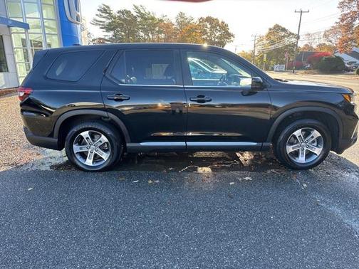 2023 Honda Pilot AWD EX-L 8 Passenger