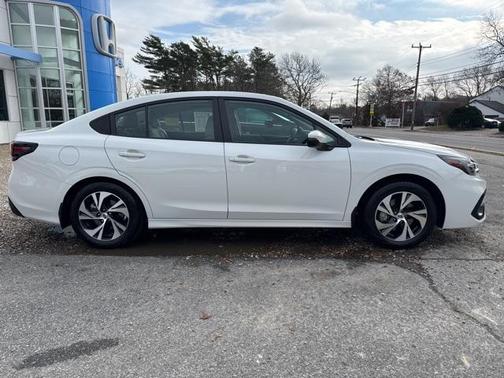 2025 Subaru Legacy Premium