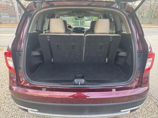 2022 Honda Pilot Touring 8-Passenger