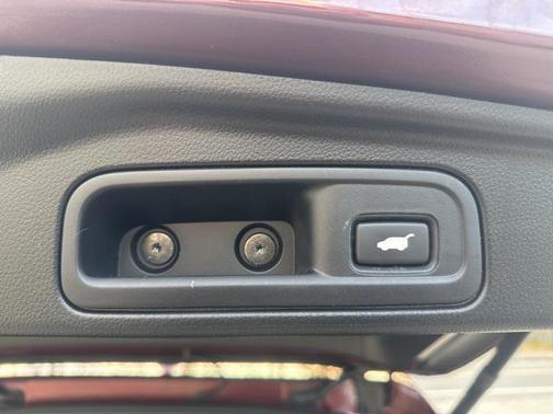 2022 Honda Pilot Touring 8-Passenger