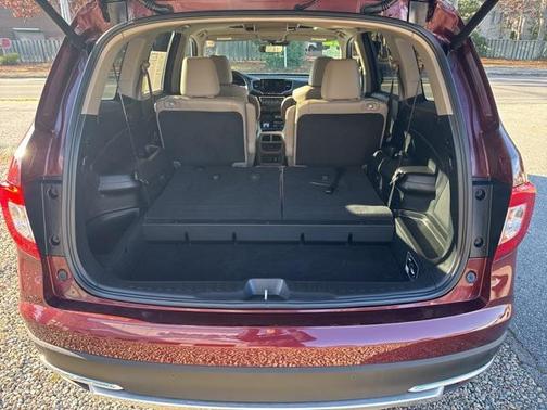 2022 Honda Pilot Touring 8-Passenger