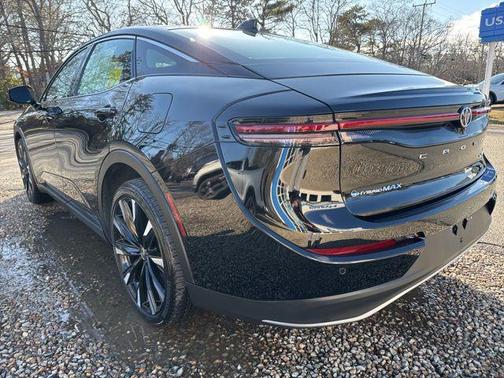 Black 2025 Toyota Crown Platinum