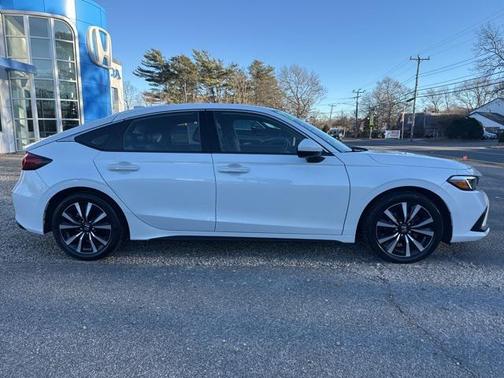 2022 Honda Civic EX-L